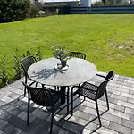 Heimbi-home No 4 I 2-4 Personen I Naehe Europapark I Parkplatz Und E-ladestation * كابل غرافنهاوسن