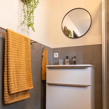 شقة Heimbi-home No 4 I 2-4 Personen I Familienfreundlich I Garten I Naehe Europapark I Parkplatz Und E-ladestation