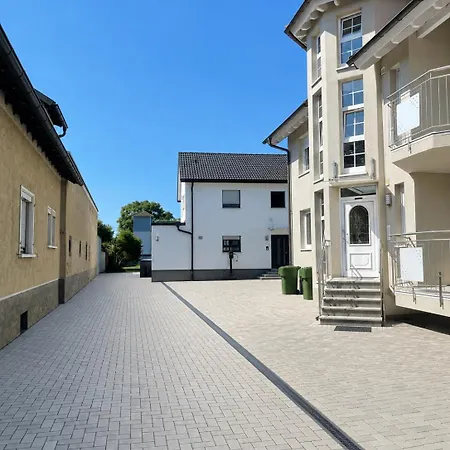 Heimbi-home No 4 I 2-4 Personen I Familienfreundlich I Garten I Naehe Europapark I Parkplatz Und E-ladestation